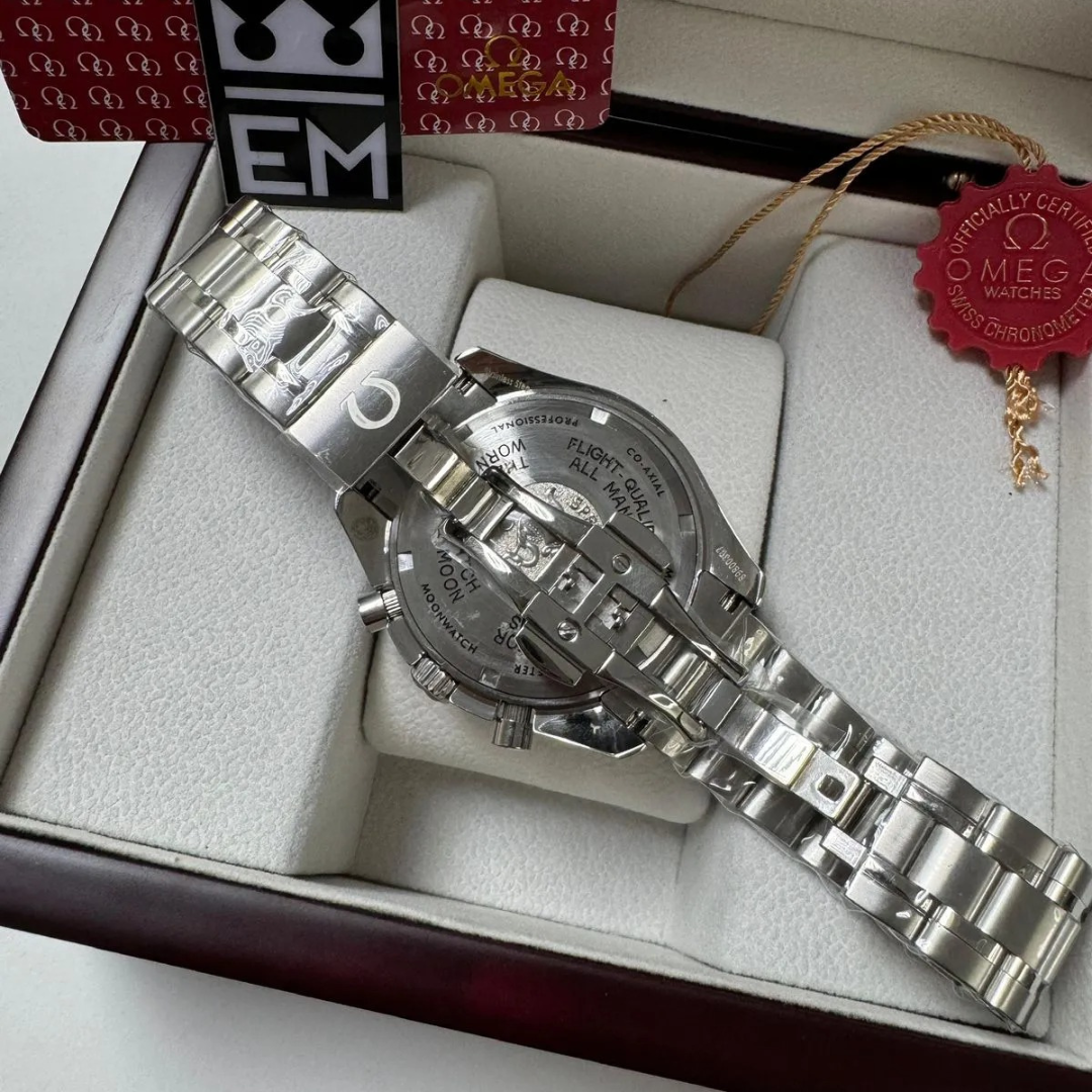 Omega Speedmaster Co-Axial White/Black – 42 mm Leather Strap