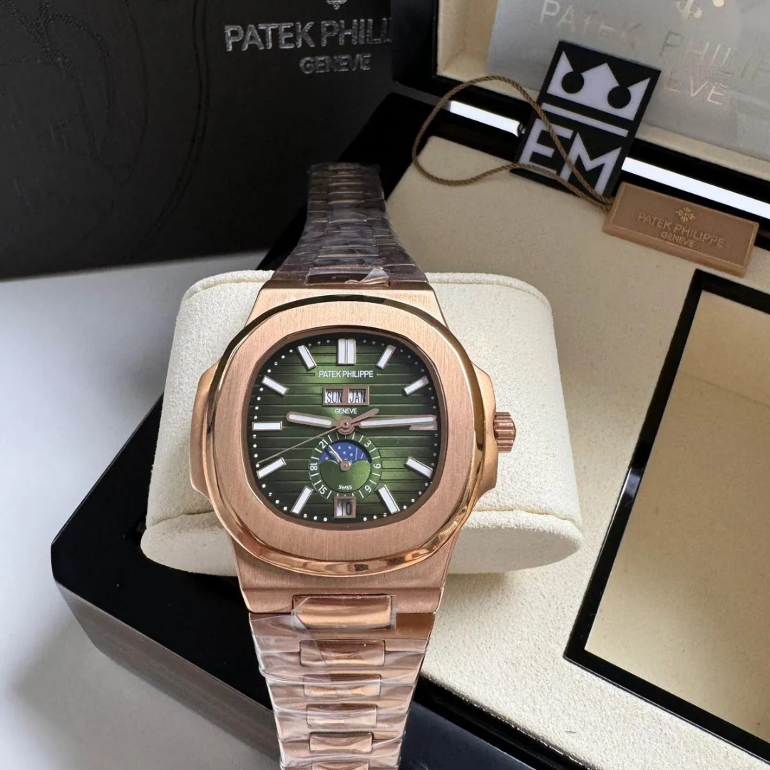 PATEK PHILIPPE NAUTILUS GREEN – ANNUAL CALENDAR & MOONPHASE AUTOMATIC