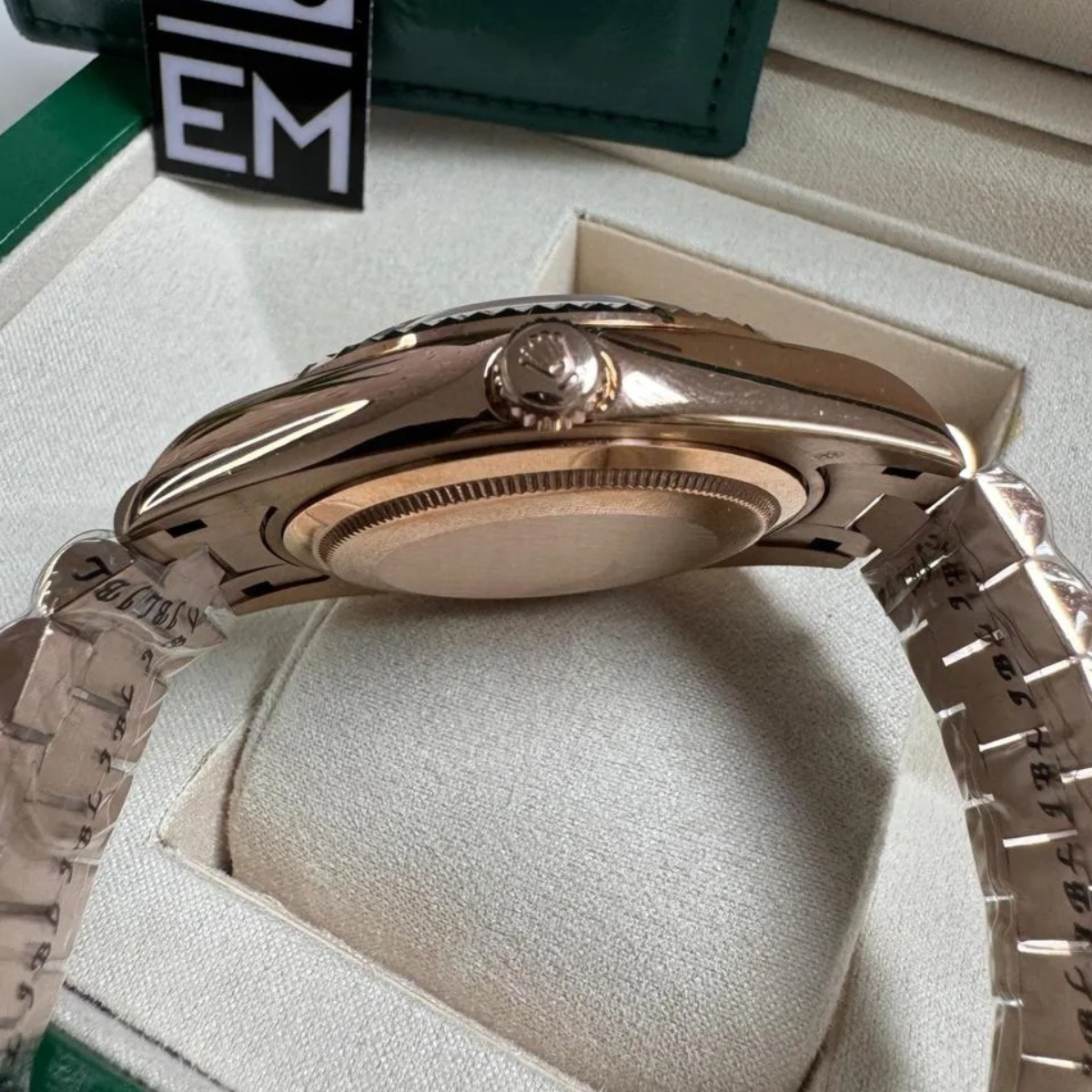 Rolex Day-Date 40 – Champagne Dial
