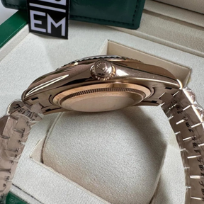 Rolex Day-Date 40 – Champagne Dial