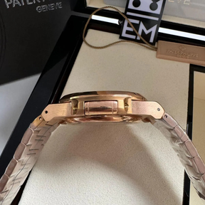 Patek Philippe Nautilus Rose Gold – Automatic with Full Calendar
