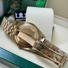 Rolex Day-Date 40 – Green Dial with Roman Numerals