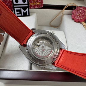 Omega Seamaster Planet Ocean “Co-Axial Master Chronometer” – Blue/Red | Textile Strap
